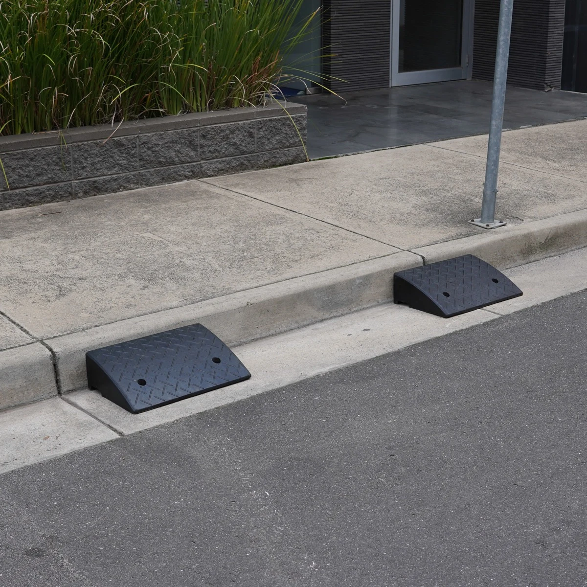 Kerb Ramp