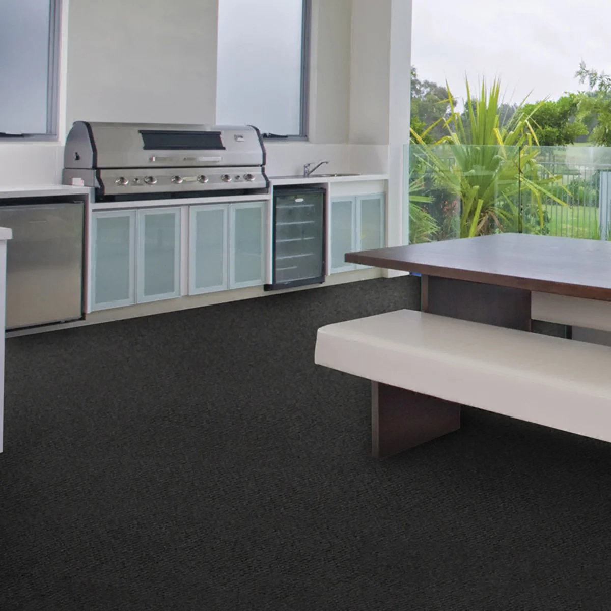 Leisure Velour Indoor/Outdoor Carpet