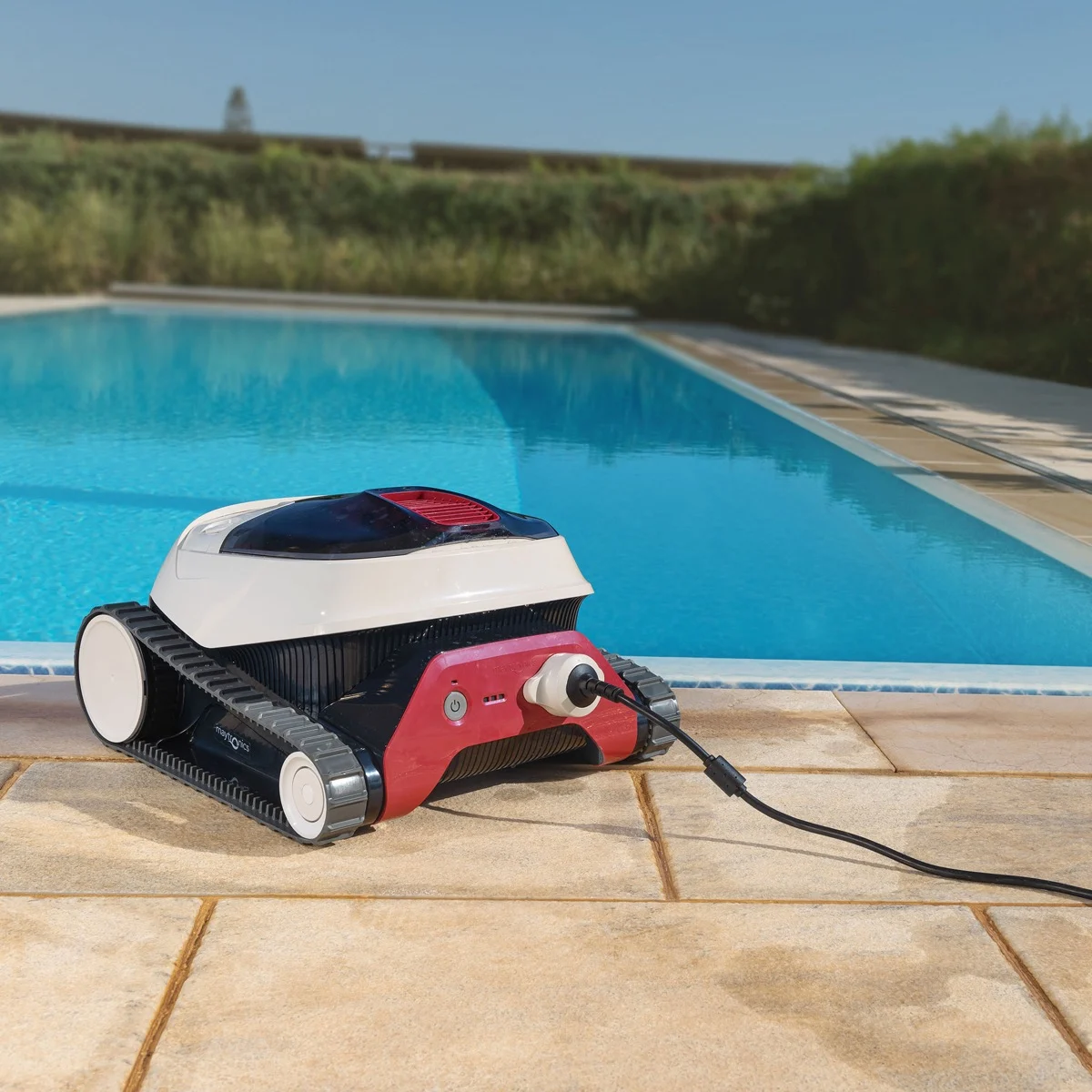 Dolphin Liberty 400 Cordless Battery-Powered Robotic Pool Cleaner