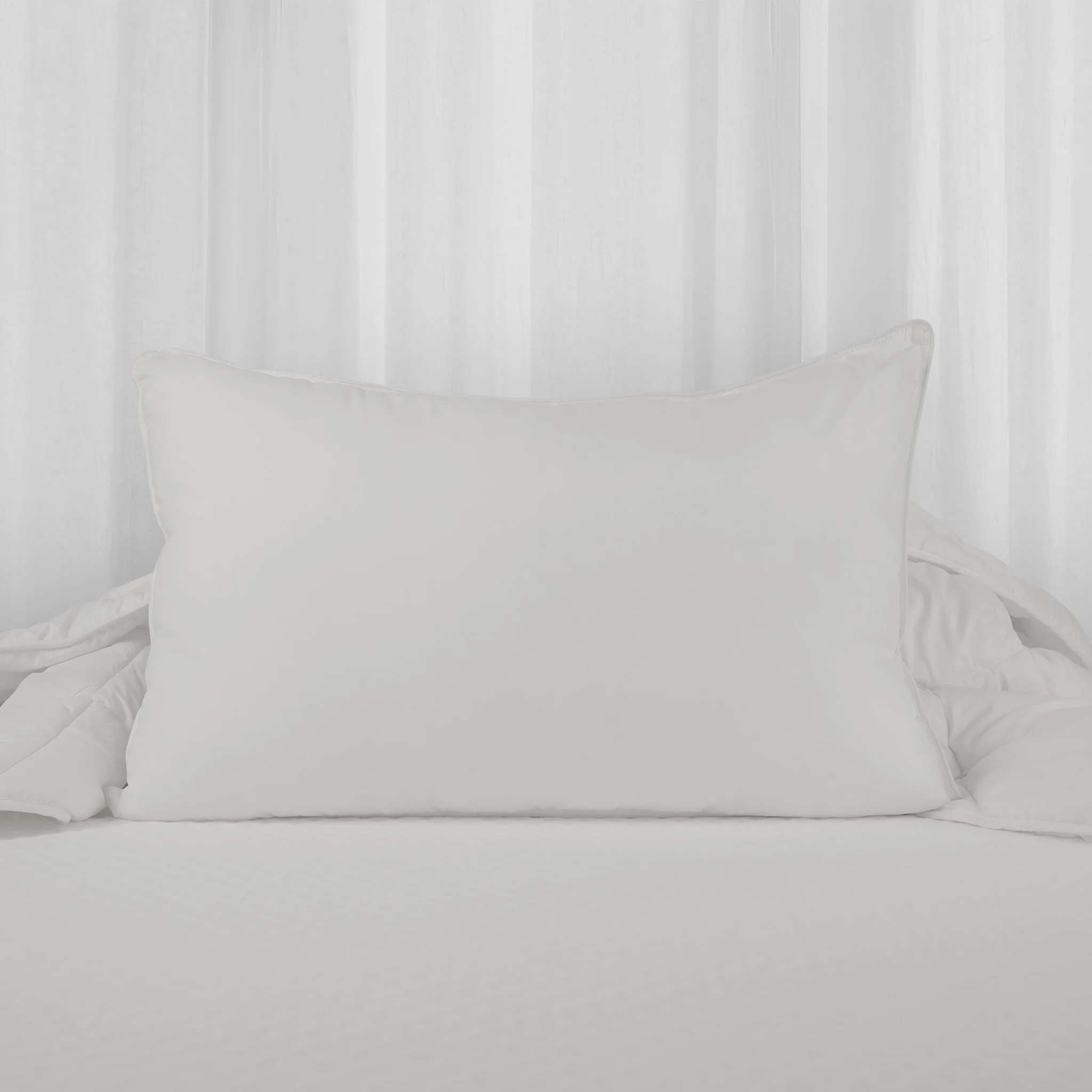 Comfort Rolled Polyester Pillow