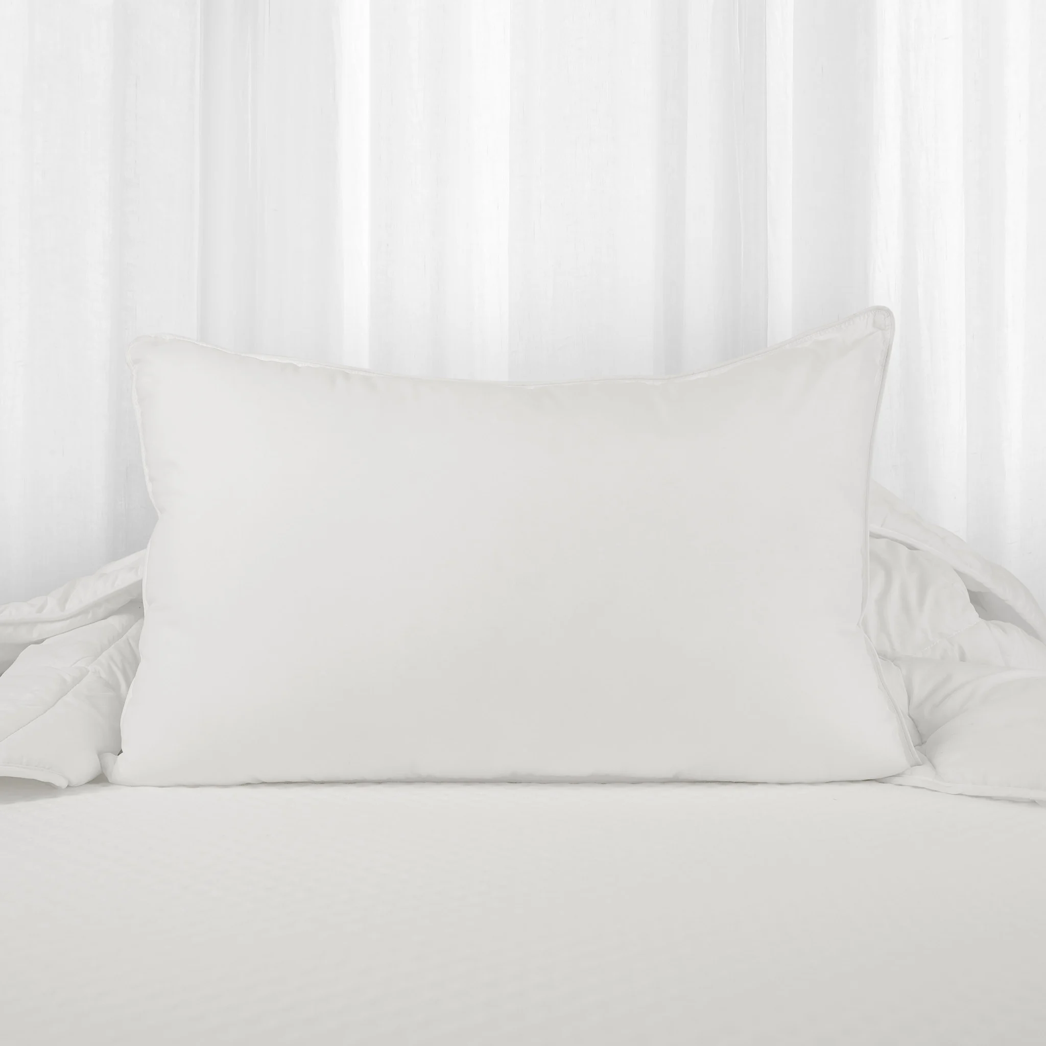 Comfort Rolled Polyester Pillow