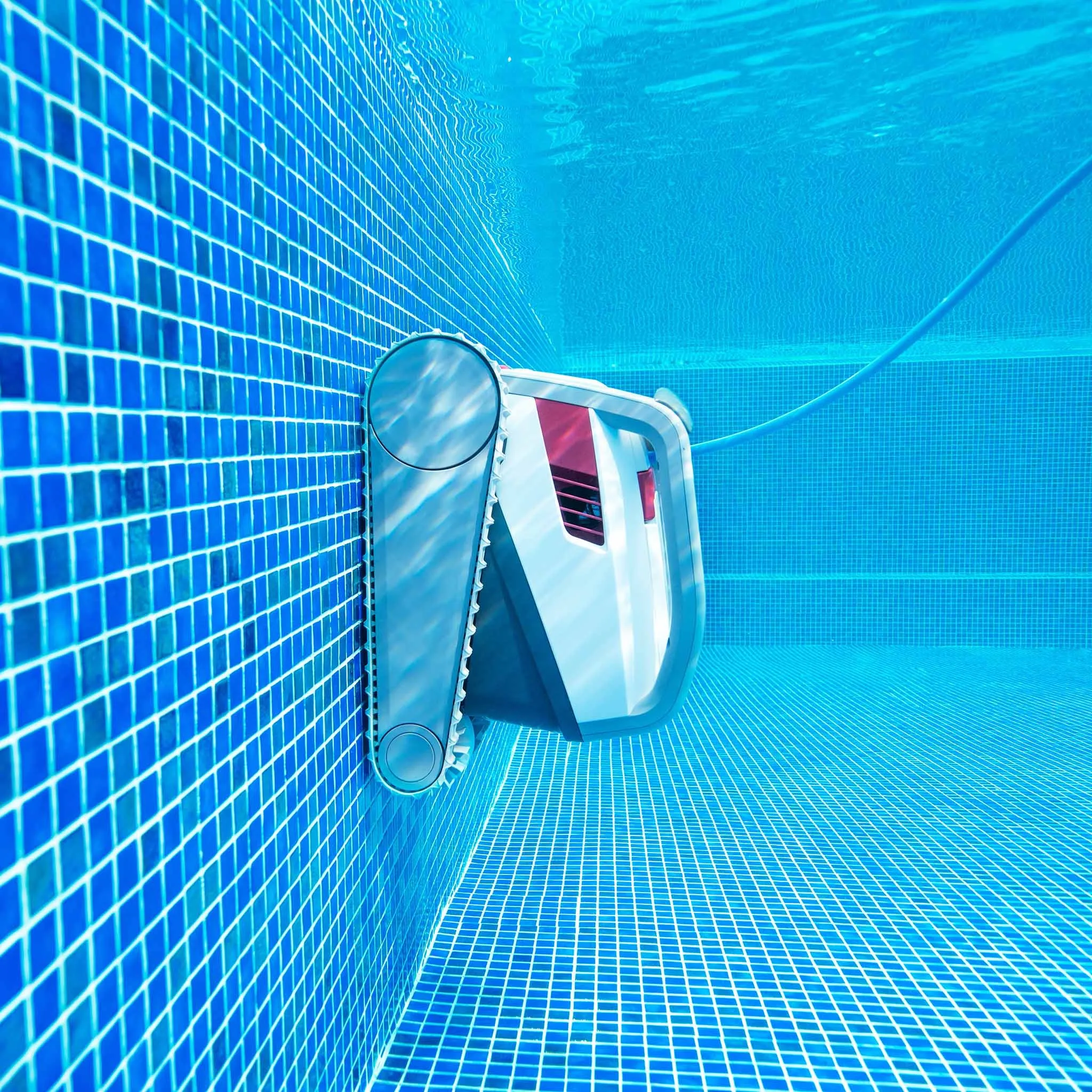 Dolphin Active X6 Robotic Wall Climb Pool Cleaner