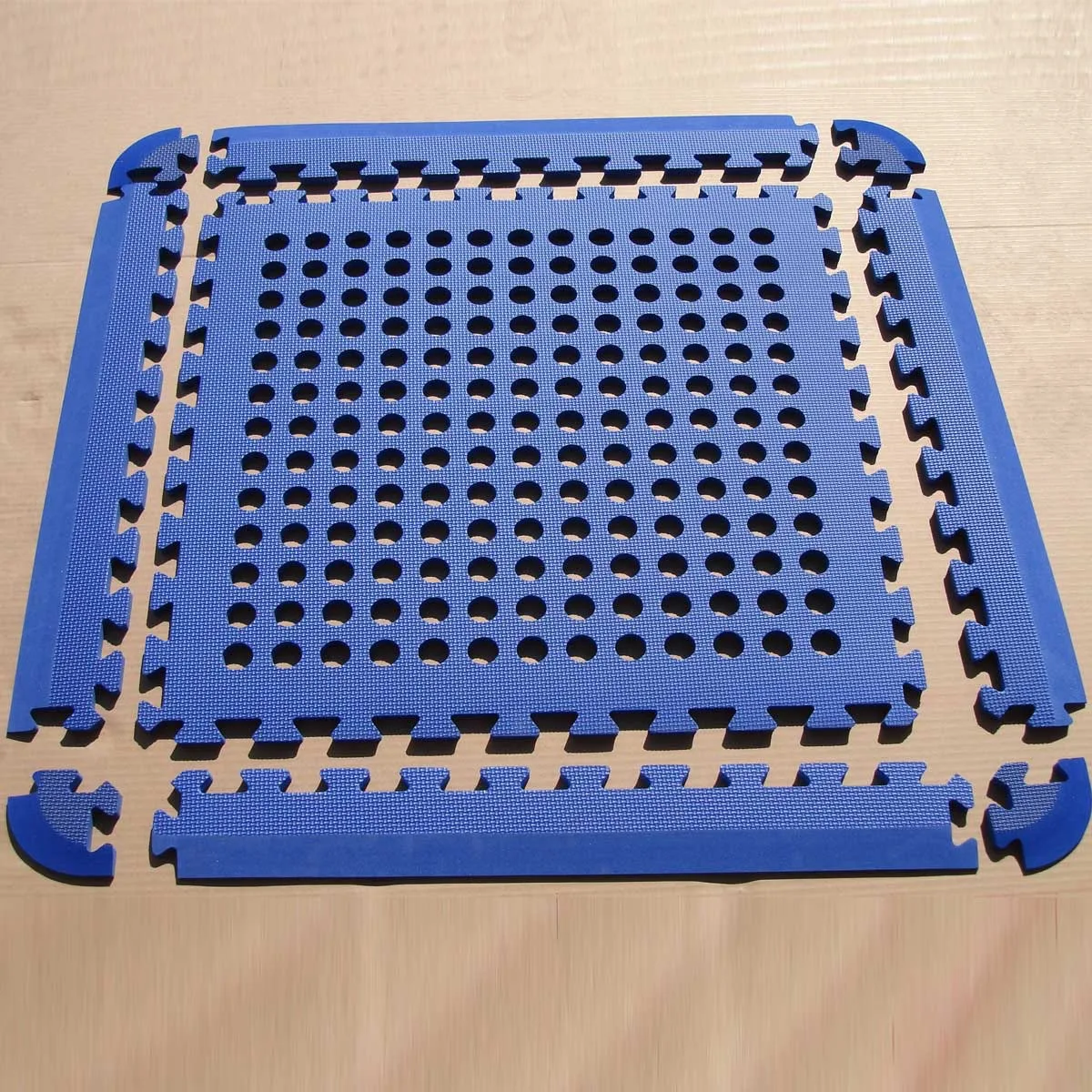 EVA Play Tile with Holes Blue